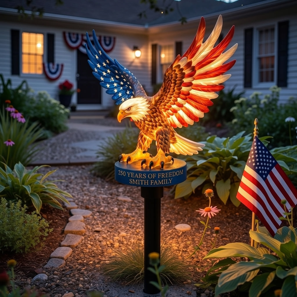 Personalized Solar Eagle Garden Light — detail view 7