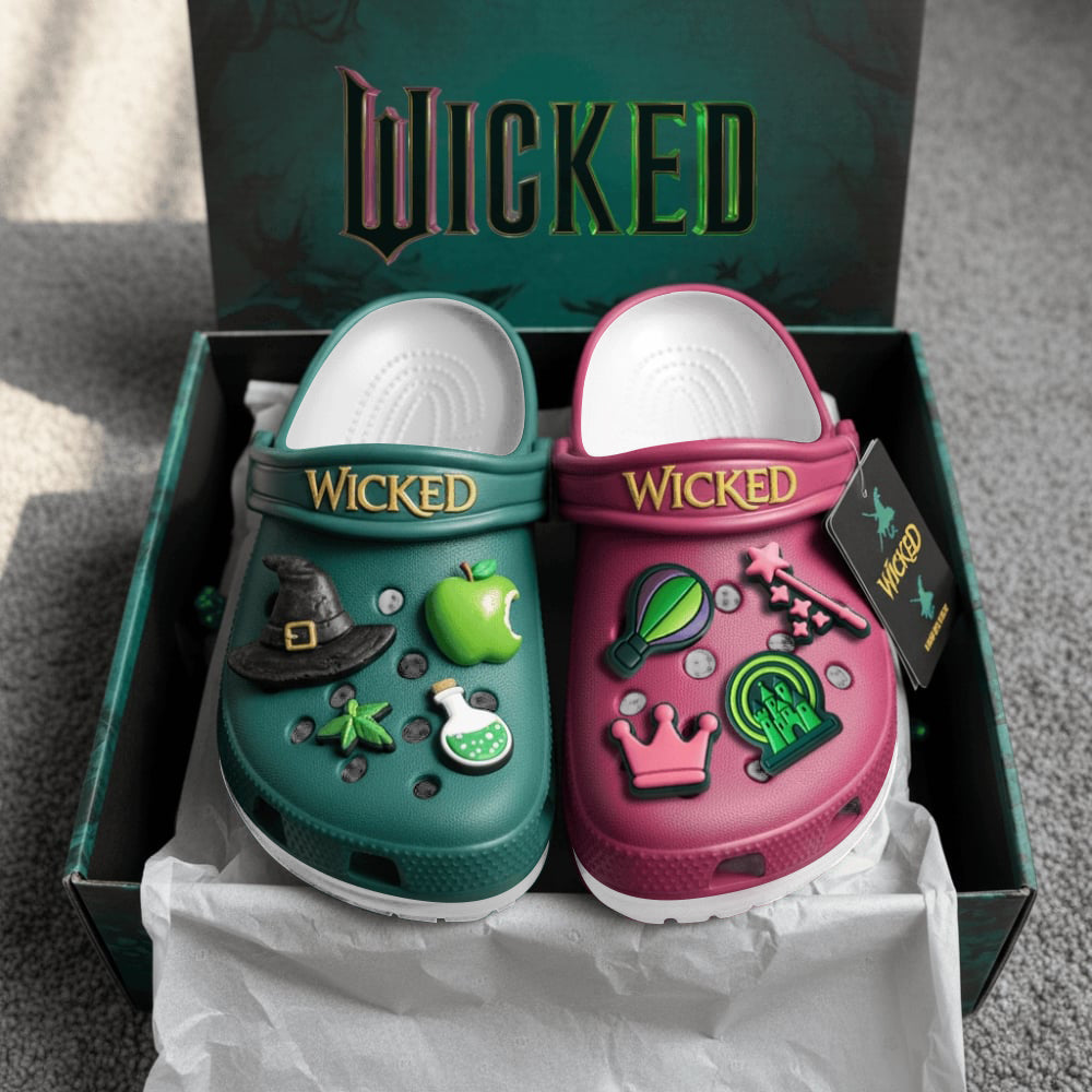 🎁 Wicked 2025 Crocs With Charms
